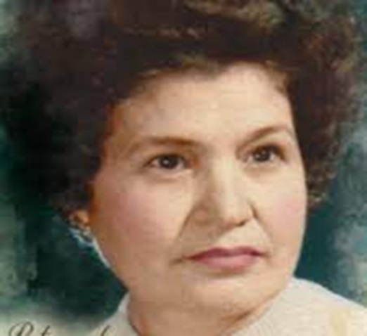 En la imagen se muestra un retrato de Josefina Soriano, una distinguida catedrática, periodista, escritora, historiadora y poeta, desafió y rompió las barreras de género en 1956 al convertirse en la primera mujer en recibir el Premio Aguascalientes de Poesía.